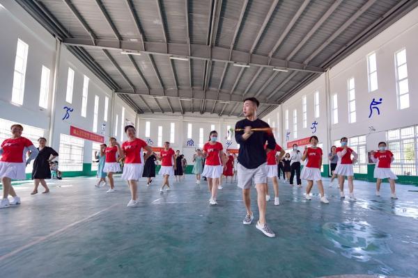 公共 | 安徽省太和县桑营镇广场舞培训开班了