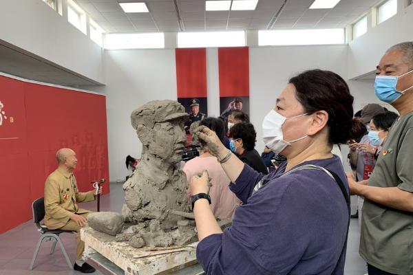 艺术 | 迎“八一”，中国美术馆为英雄塑像
