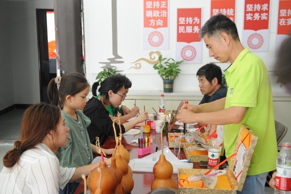 公共 | 春雨工程为媒大美新疆迎来齐风鲁韵