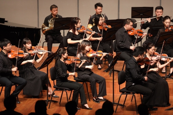 艺术 | 十五的月亮十六圆 北京交响乐团上演“明月狂想”