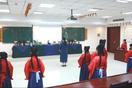 公共 | 湖北省图书馆打造国学文化教育地基