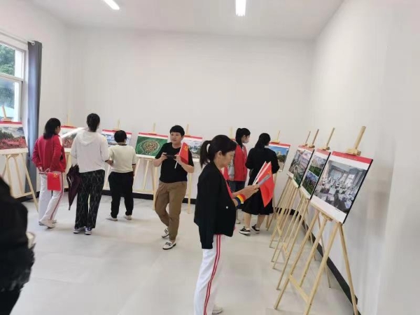艺术 | 安徽宣城古泉镇：建镇30周年摄影展开幕