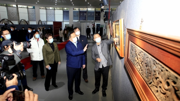 书画 | 黑龙江省艺术名家作品系列展在哈尔滨市开幕