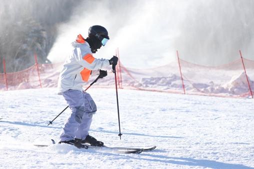 双11“囤冰雪”消费者已踏上旅途，飞猪冰雪游商品核销出行GMV同比增长超3成