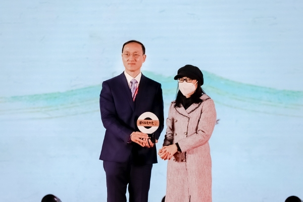 产业 | 第二届蔡志忠漫画奖颁发“年度最佳漫画”花落广州