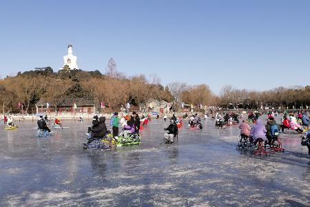 春节假期第五天北京市属公园共接待游客25.52 万人次