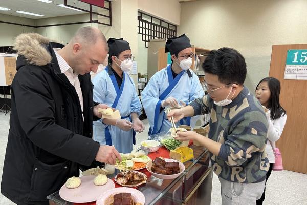公共 | 山东省图书馆举办东坡书法美食体验日活动
