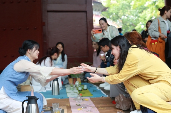非遗 | 湖南南岳举办迎夏茶祭祝融活动