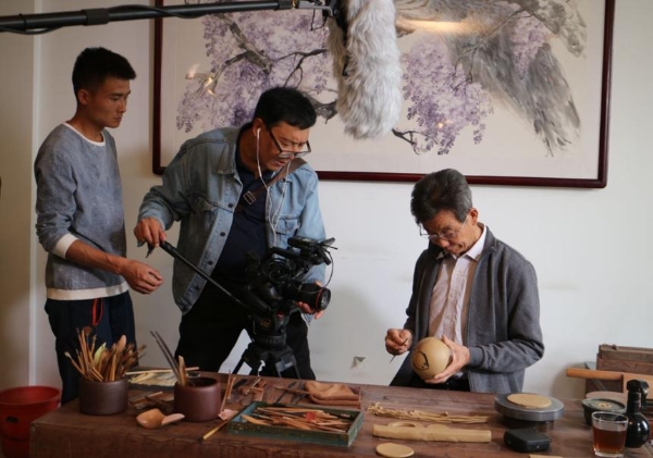 艺术 | 讲好中国非遗故事，纪录片《百年紫砂》将在央视播出