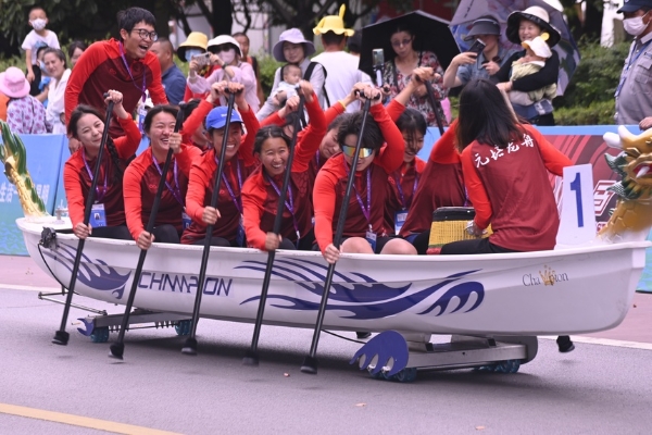 非遗 | 百支龙舟队伍逐浪竞渡 第11届中国大学生龙舟锦标赛暨第2届昆明滇池国际龙舟争霸赛开幕