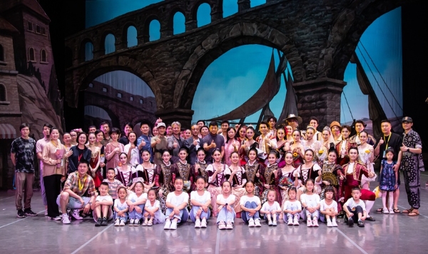 艺术 | 时隔12年，天津歌舞剧院芭蕾舞团高水准复排舞剧《唐·吉诃德》