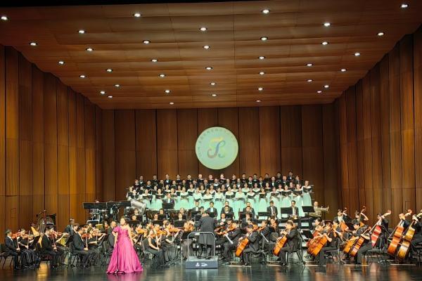 艺术 | 河北交响乐团亮相第36届中国·哈尔滨之夏音乐会