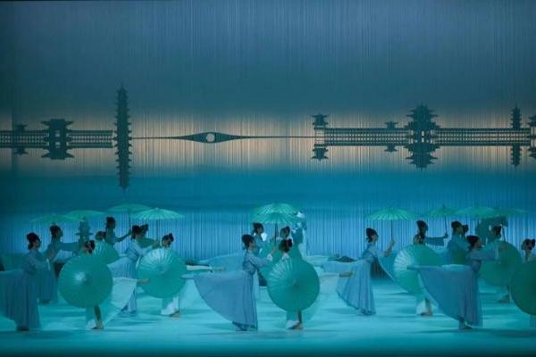 艺术 | 广州芭蕾舞剧《旗帜》《白蛇传》在京首演