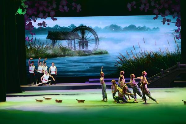 艺术 | 第七届欧阳予倩艺术节闭幕演出推出情景歌舞剧《浏阳河颂》