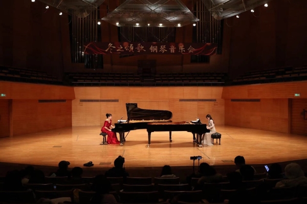 艺术 | “冬之颂歌——史继美&张蕊双钢琴音乐会”在盛京大剧院奏响