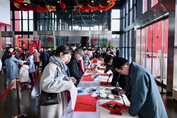 欢欢喜喜过大年 | 新春在上海中华艺术宫过个艺术年 “祥龙祈福运”系列活动“龙”重登场