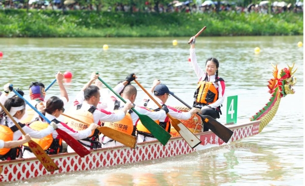 “龙舟经济”带热端午游，美团旅行：“龙舟基地”热度上涨216%，水上餐厅“龙船饭”热度上涨183%