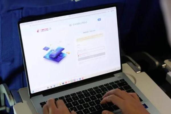 万米高空“不掉线”，空中Wi-Fi的想象力不止于此