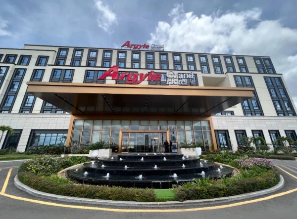 雅阁20年：中国酒店业全球化浪潮中的“第三路径”