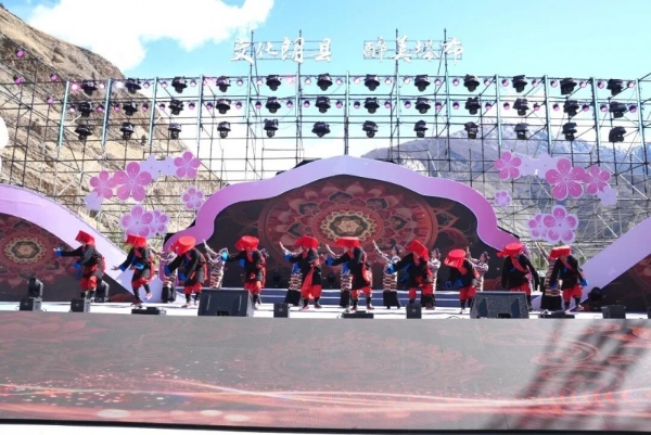 知·朗县丨林芝市第二十三届桃花旅游文化节朗县分会场活动开幕