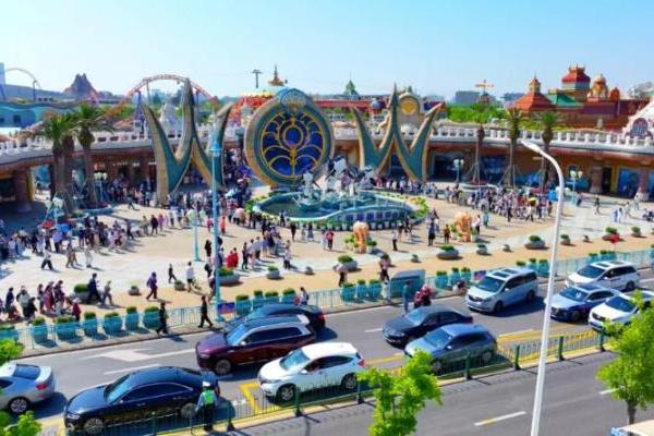 当旅行不再满足于“看见”：参与式消费如何改写酒旅逻辑？