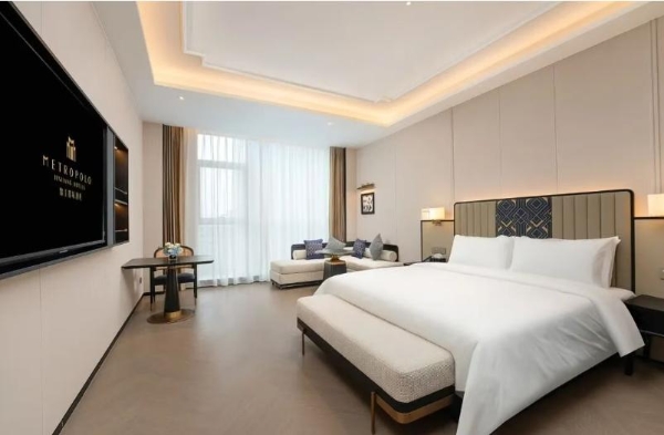 双品牌落地背后，锦江在布一盘更大的局