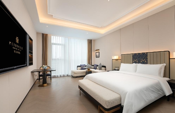 双品牌落地背后，锦江在布一盘更大的局