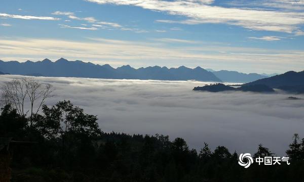 云南红河大围山云海翻腾彩云飞