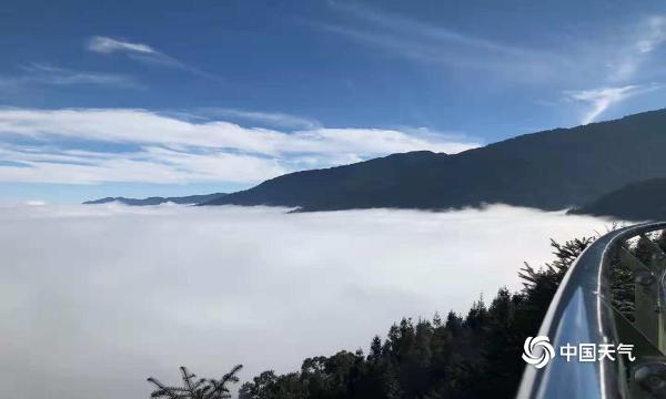 云南红河大围山云海翻腾彩云飞