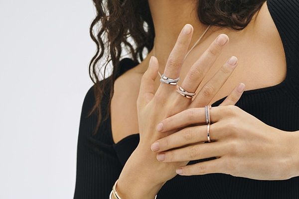 许愿情人节礼物！Pandora Signature简约质感「小戒指、项链、手环」溷搭单戴都超美！