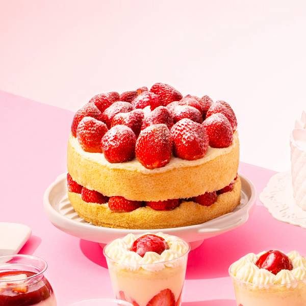 草莓控收藏！霸王级「草莓甜点TOP6」起司塔、戚风蛋糕、贝果，新鲜草莓数量史上超狂！