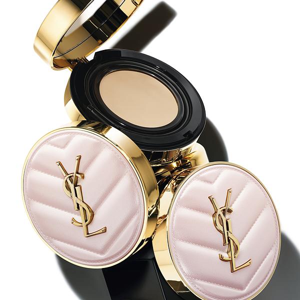 YSL「超模光感精华水气垫」光泽、持久、遮瑕同步到位，令人渴望的女神水光肌出场即C位！