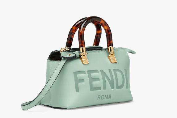 推荐5款Fendi芬迪新款奢侈品包包：o'lock swing手拿包、Sunshine迷你手提袋...你种草了吗？