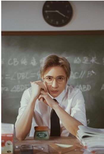 膜法世家又牵手薛之谦搞事情国产英雄绿豆侠爆笑上阵