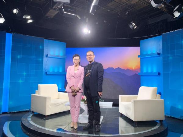 开行业先河泰诗尔肌理壁膜总经理李萌接受央视专访