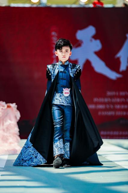 蜕变绽fun异彩纷呈2019艺鑫年度盛典即将盛大启航