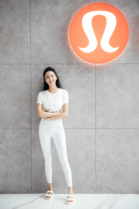 lululemon杭州湖滨银泰in77门店举办盛大开幕派对