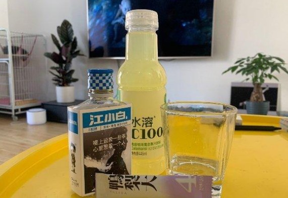 新式混飲讓人步步驚心江小白炸彈一觸即發