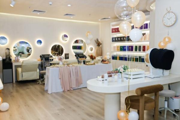  首家旗舰店落地，启然品牌布局线下渠道