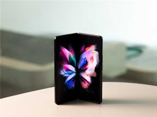  36个月流畅不卡顿 One UI 3让三星Galaxy Z Fold3 5G久用如新