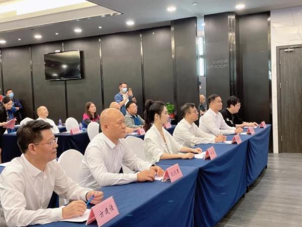 薇娅河南专场不仅是消费帮扶 更是传递一种力量