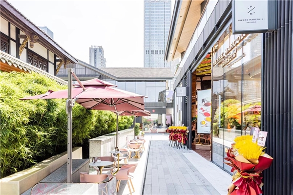 巧克力中的“高定”Pierre Marcolini 进驻成都远洋太古里，邀你品鉴奢华浪漫！