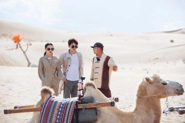 《女儿们的恋爱4》张雨绮李柄熹夕阳下接吻