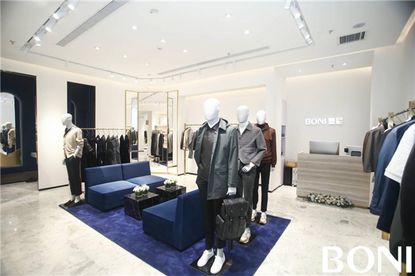 BONI堡尼首家icon形象店进驻重庆星光68广场