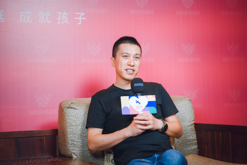 扶鹰教育对话浙大心理学博士陈海贤：就双减、不婚、孩子抑郁等问题展开深度讨论