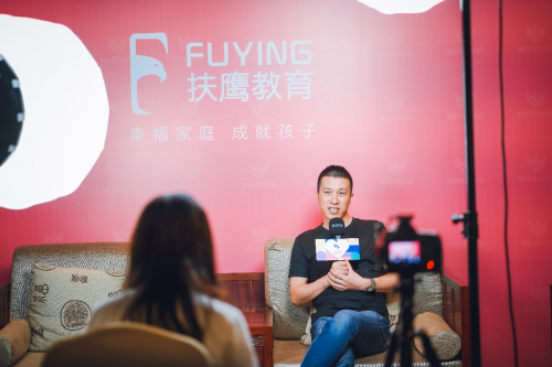 扶鹰教育对话浙大心理学博士陈海贤：就双减、不婚、孩子抑郁等问题展开深度讨论