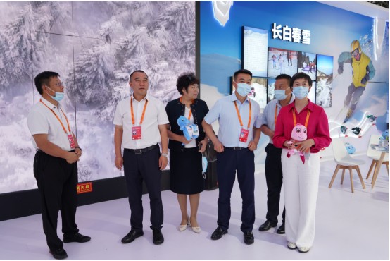  2021国际冬季运动（北京）博览会 雪都阿勒泰精彩粉呈 圈粉无数