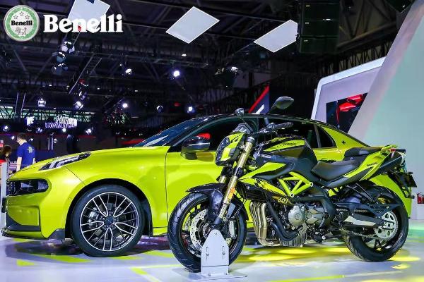 一个世界一个Benelli，经典三缸信仰燃爆重庆摩展