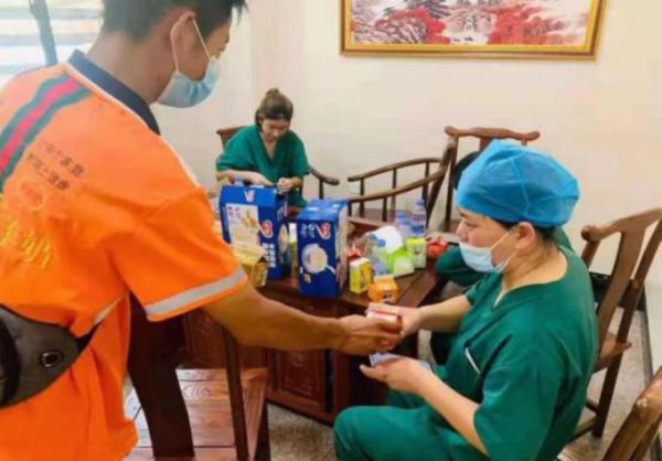 醇鲜然乳业羊大师再次出击，协力成为一线防疫人员健康后盾