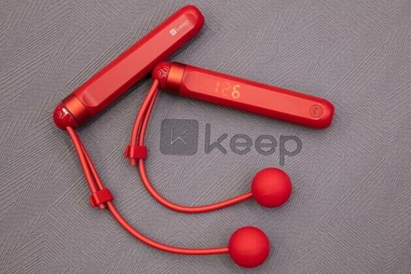  智能计数 多人互联双模切换的Keep 智能跳绳 SR1新体验